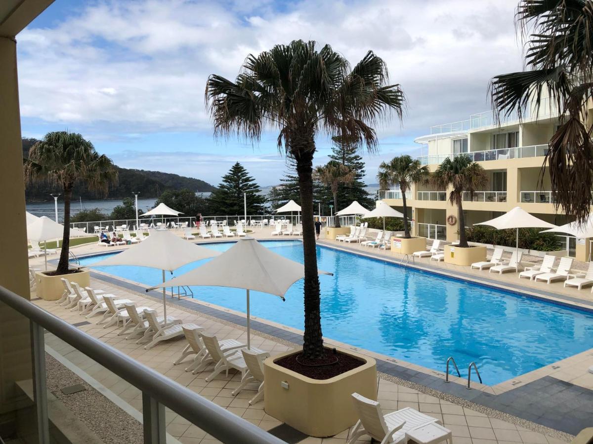 Base Holidays - Ettalong Beach Premium Apartments Екстер'єр фото